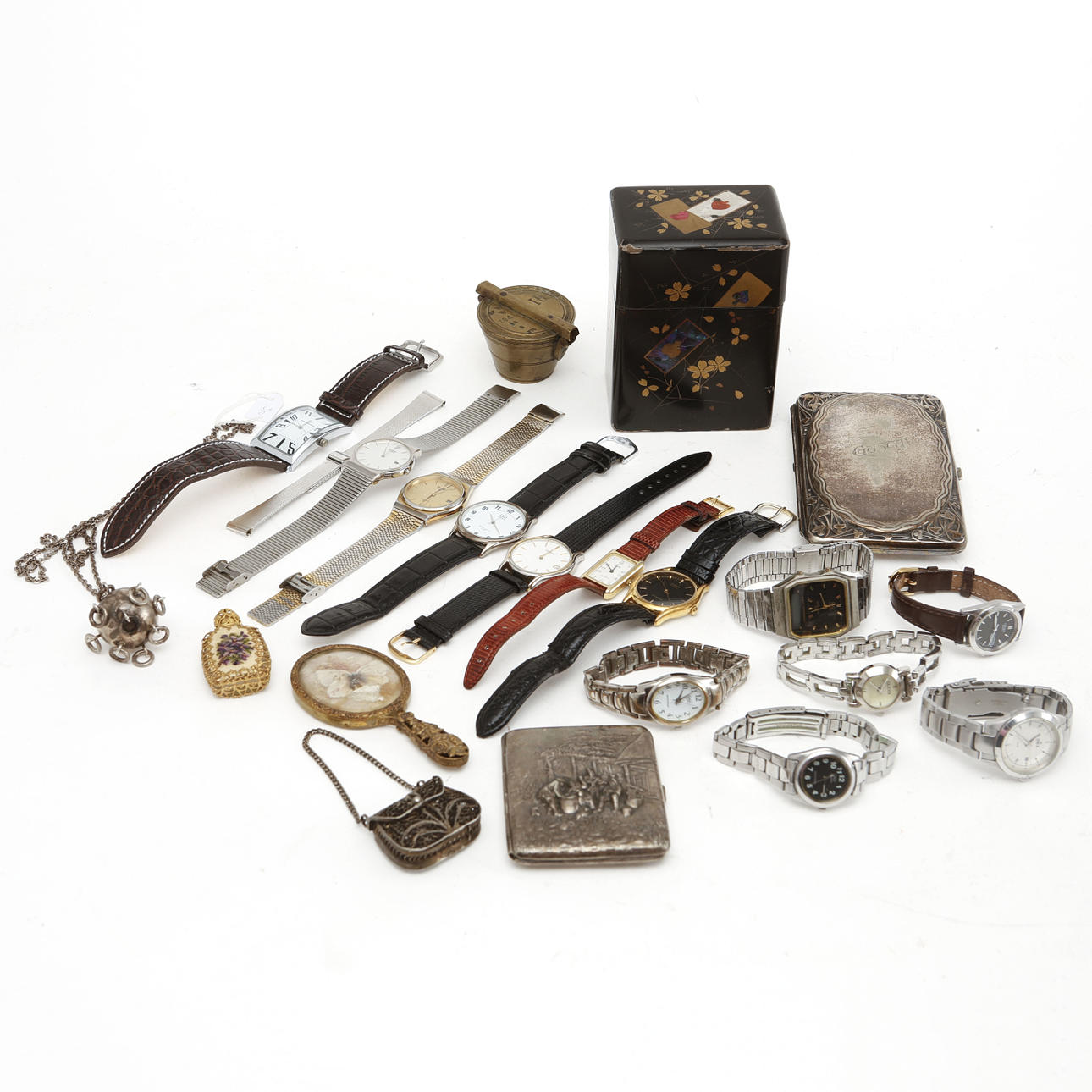 BRACELETS 13 pcs, NECKLACE, silver, CIGARETTE CASES 2 pcs and miscellaneous.