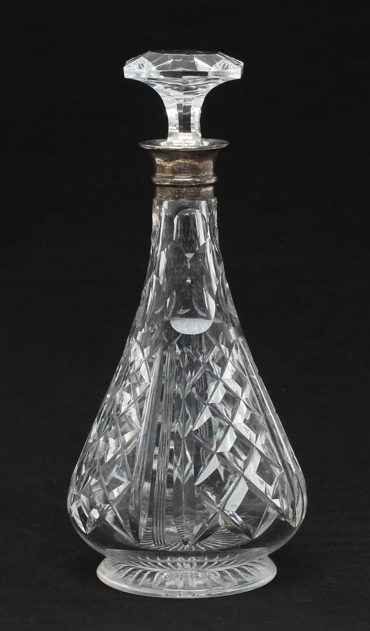 KARAFF, glas med silverkrage, Hukin & Heath, Birmingham, 1900-tal.
