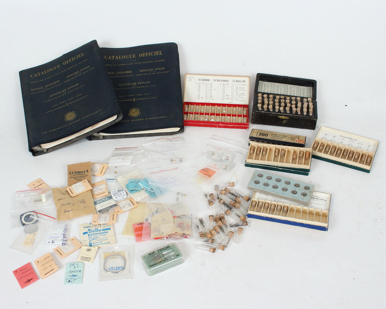 ERSATZTEILE, Armbanduhr.