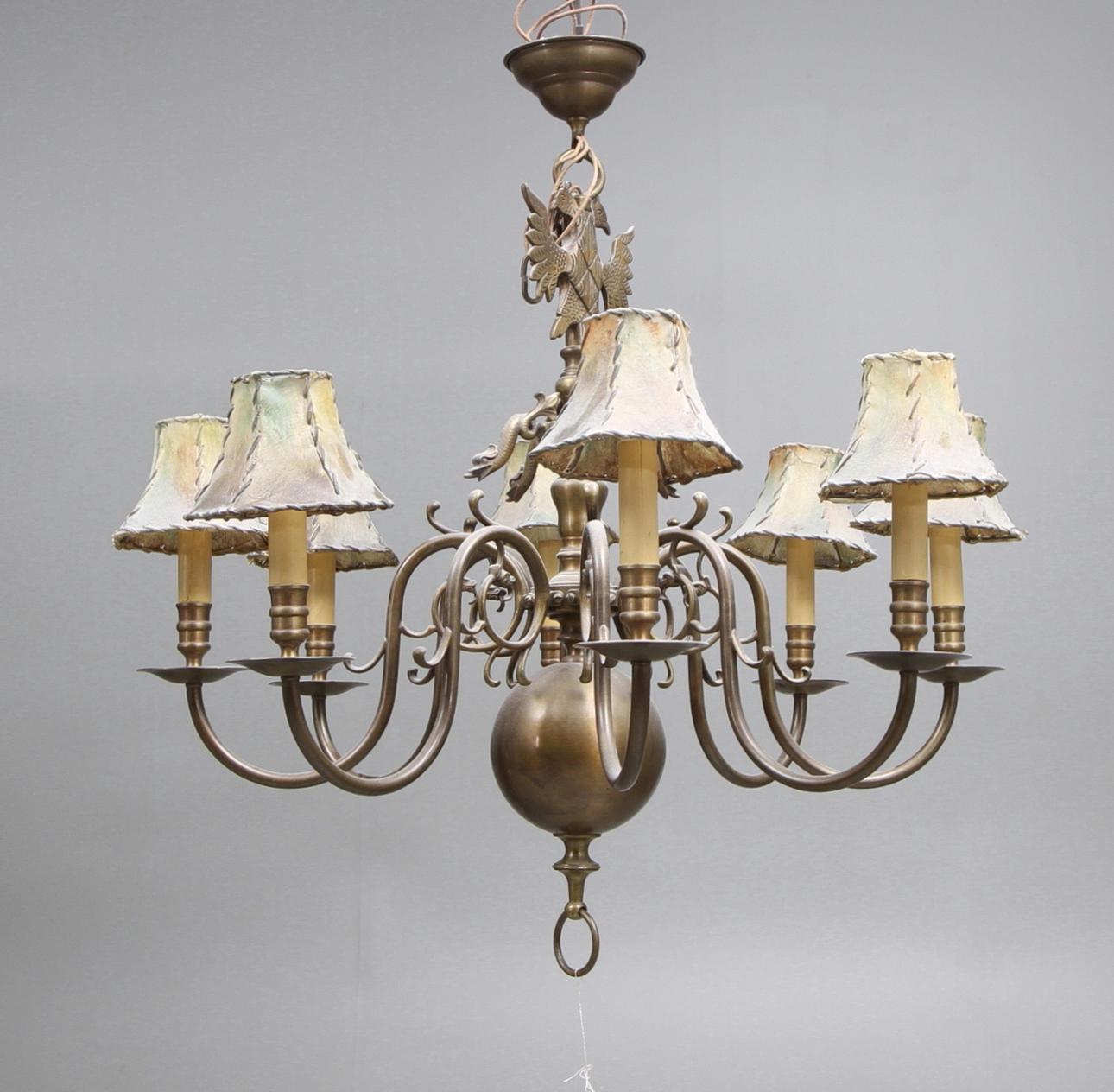 MALMKRONA, barockstil, 1900-tal. Höjd 77 cm.