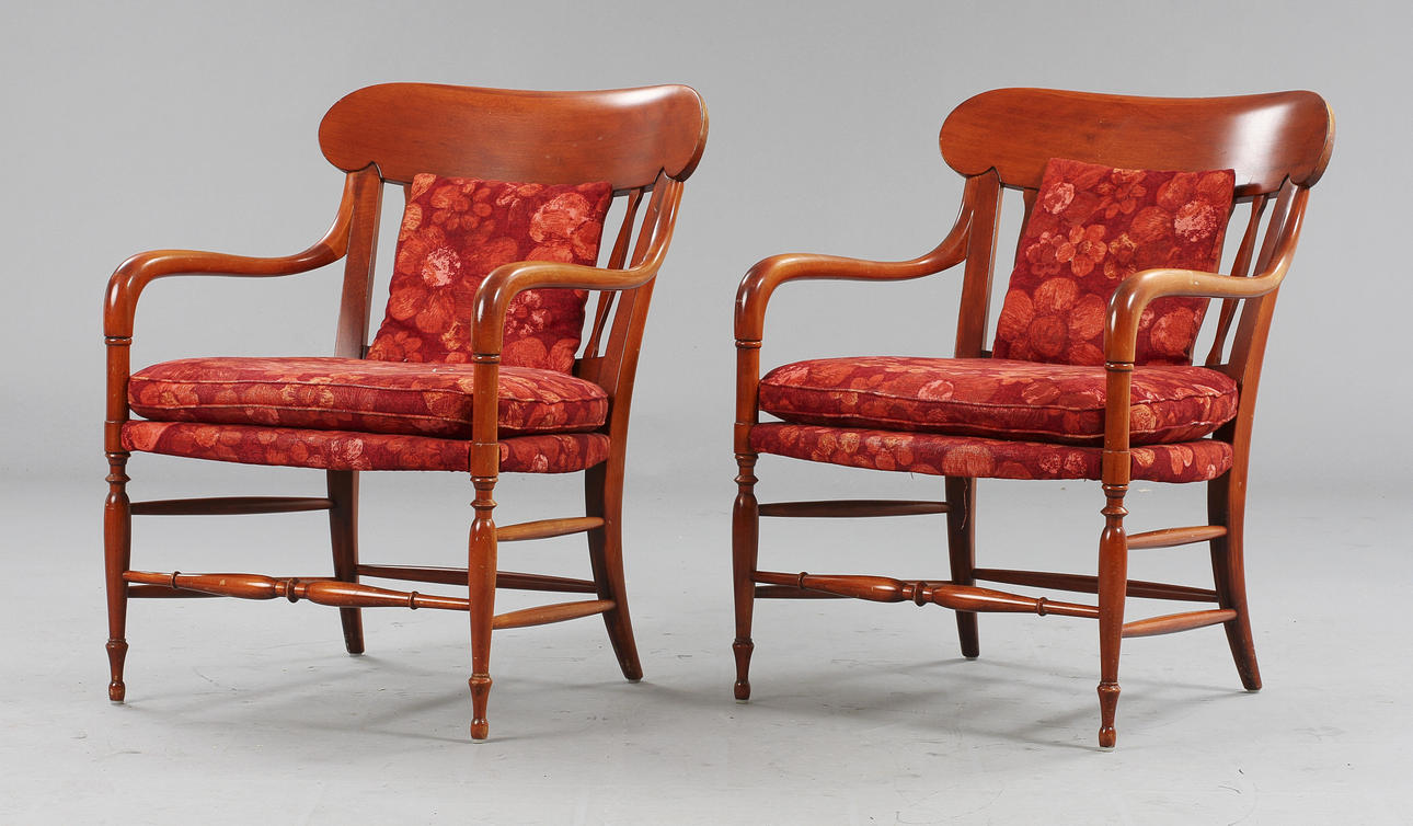 KARMSTOLAR "LA CONCHA", ett par. Brita Drewsen för OPE.