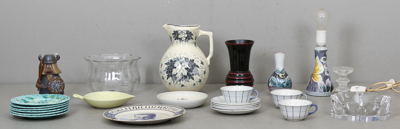 GLAS och KERAMIK, 1900-tal.