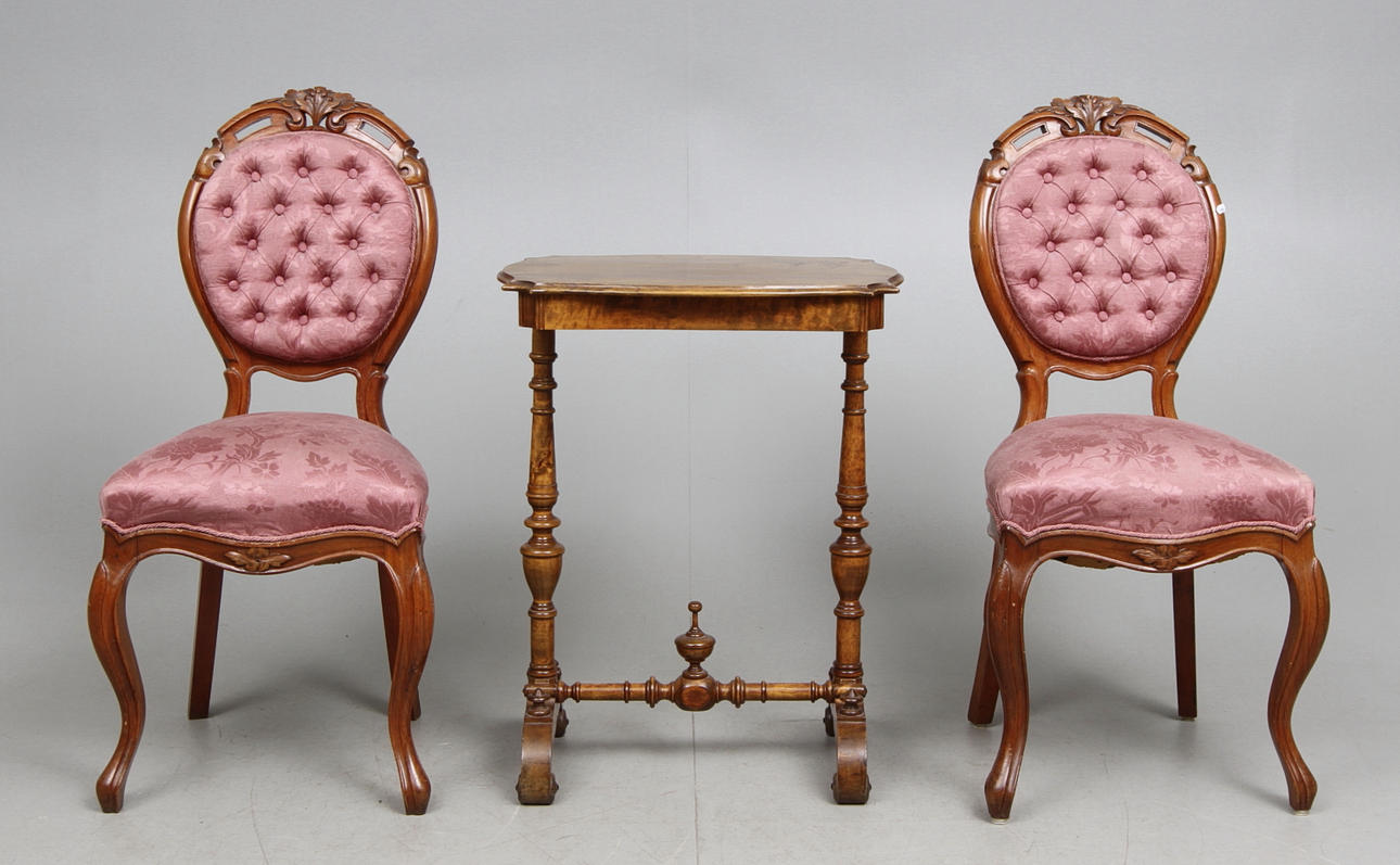 STOLAR, ett par, nyrokoko samt BORD, nyrenässans, 1800-talets andra hälft.