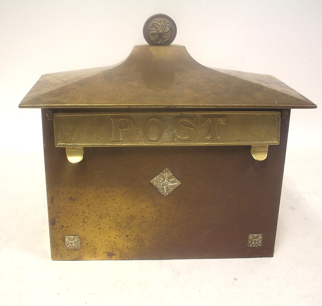BRIEFKASTEN, Messing.
