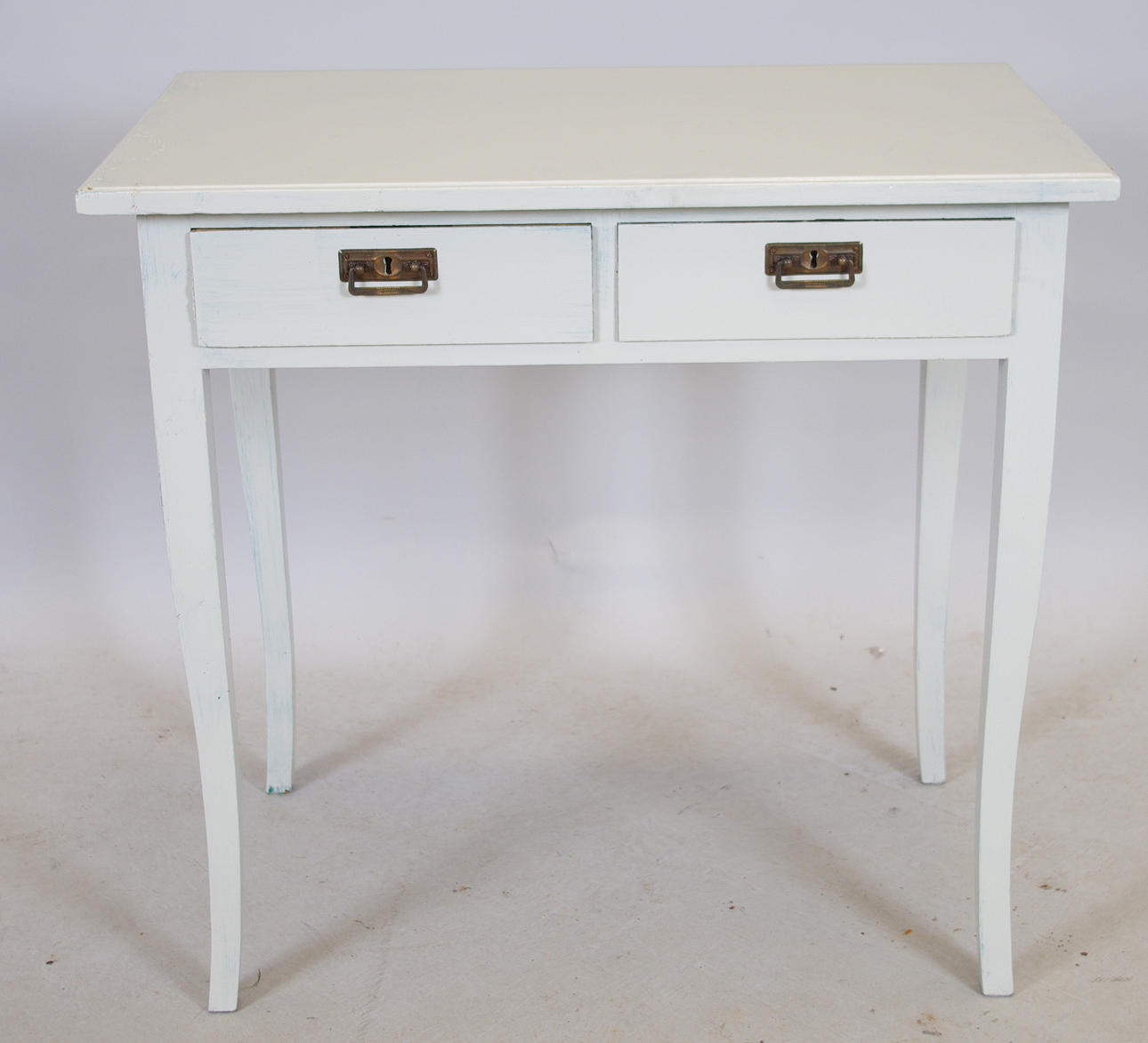 BORD MED LÅDOR, gråmålat, 1900-talets första hälft.