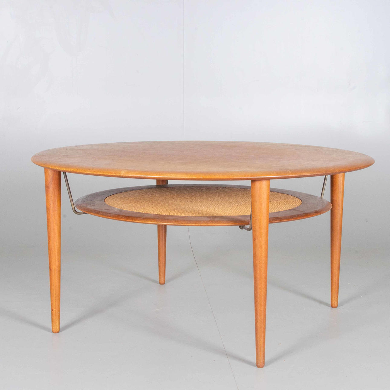 PETER HVIDT & ORLA MØLGAARD-NIELSEN. Sofabord, teak, model FD 515.