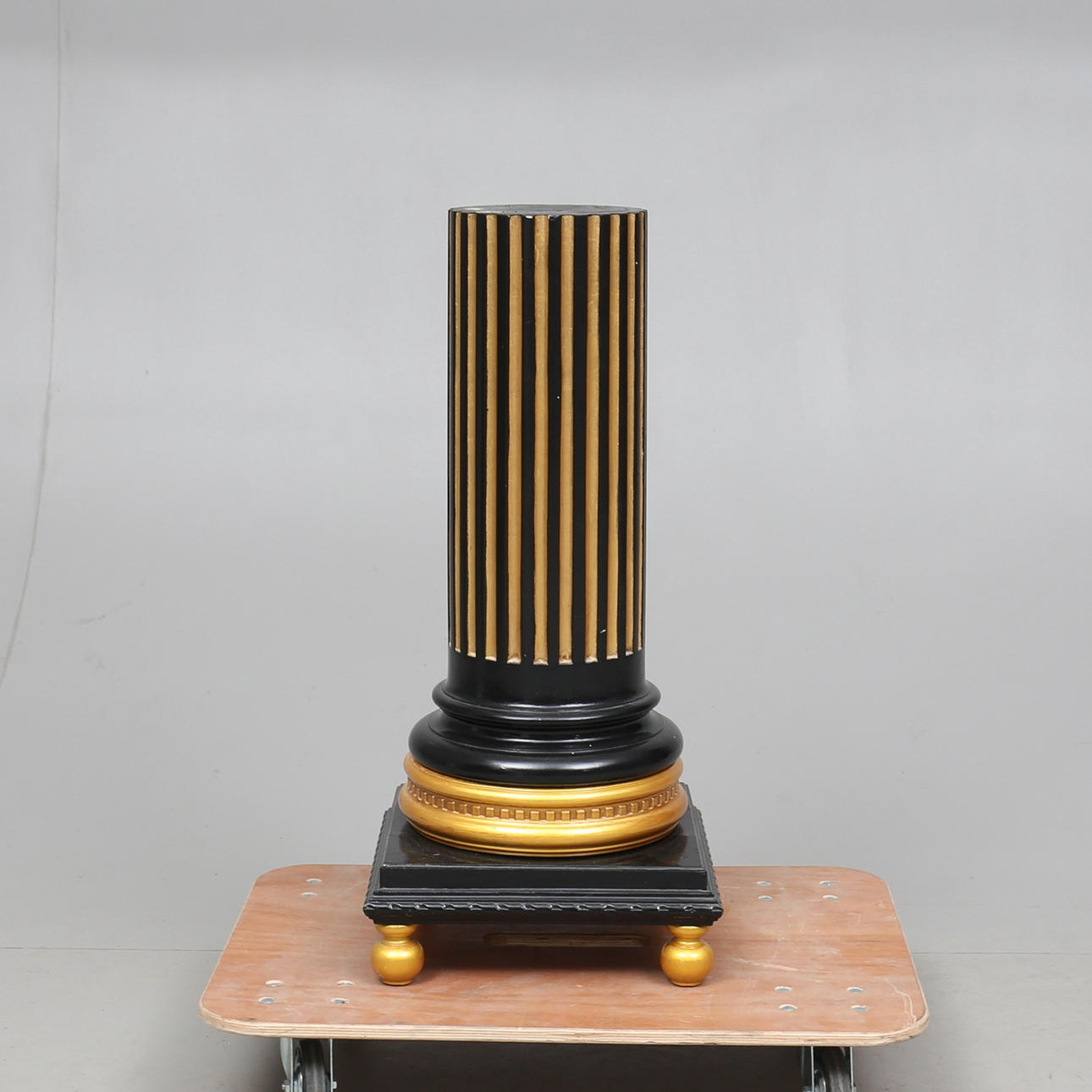 KOLONN, 1800/1900-tal.