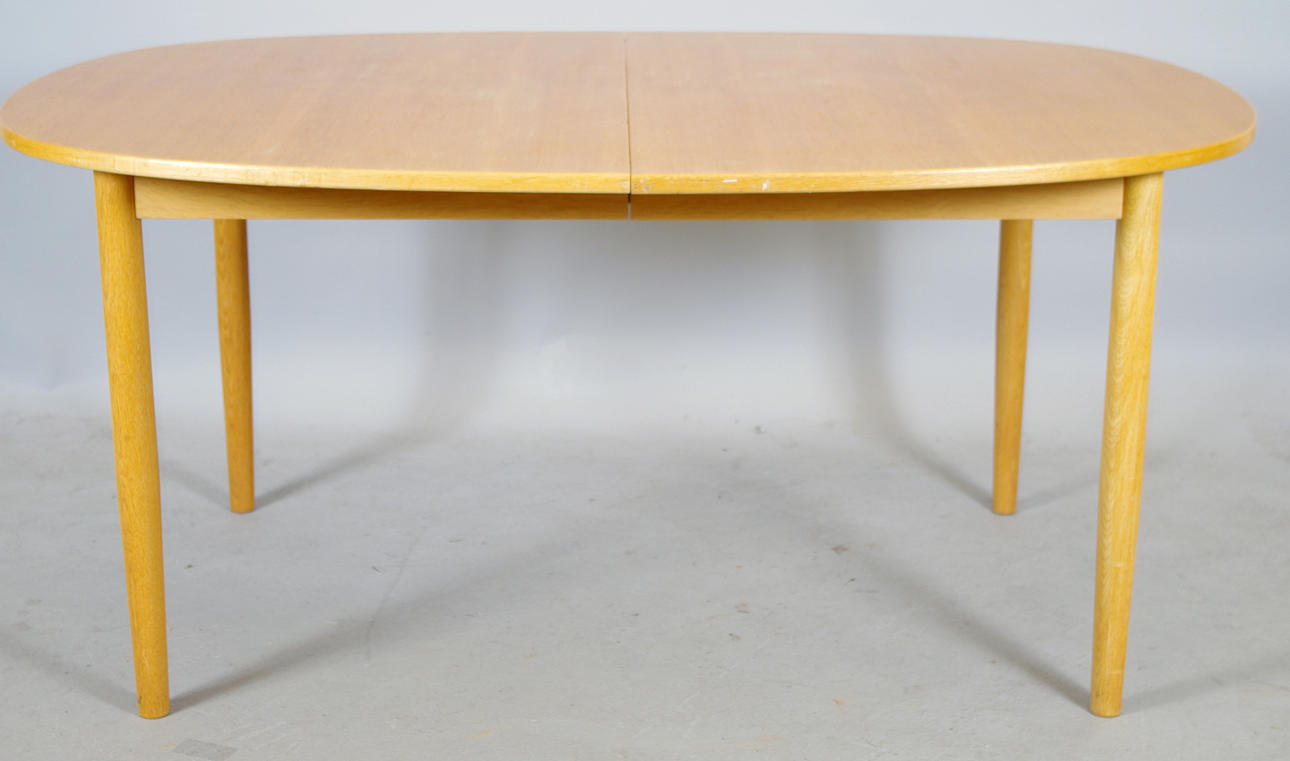 MATBORD, ek, design Kindt-Larsen, Säffle.