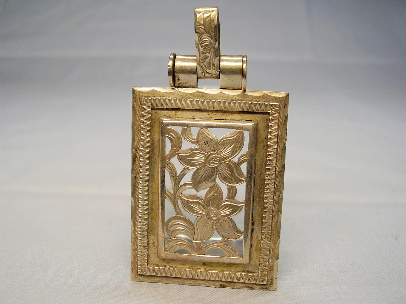 ANHÄNGER THEODOR MÜLLER HOFJUWELIER.