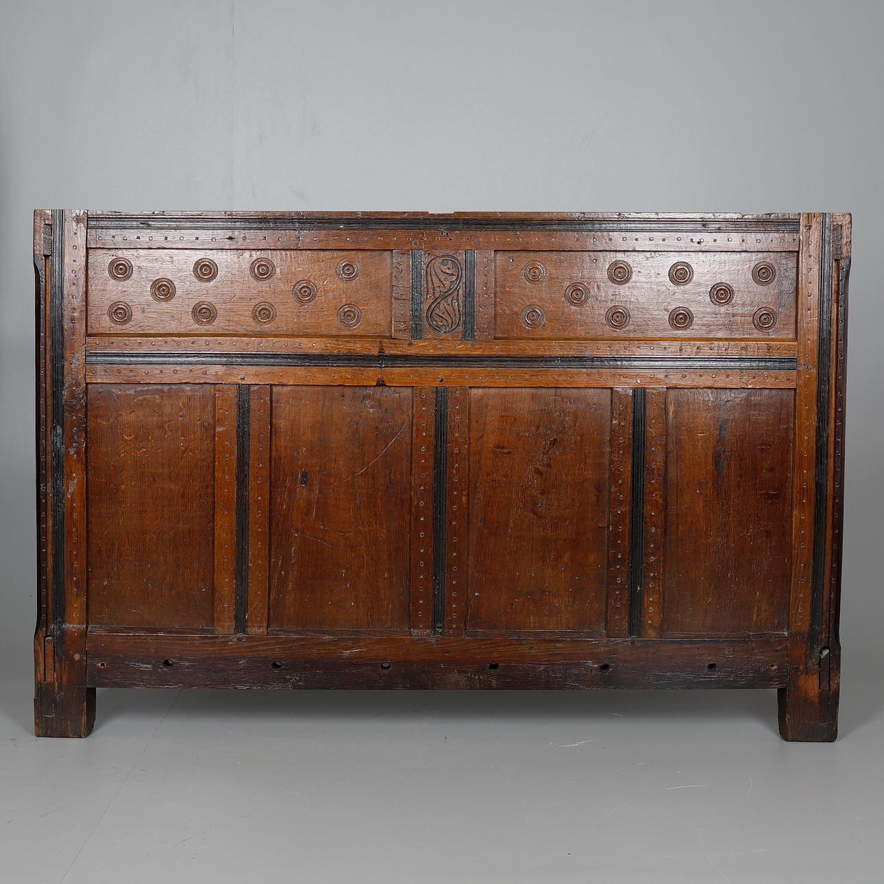 1600-luvulta VEISTETTY TAMMIPÄÄ.