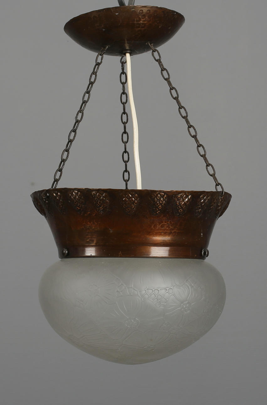 TAKLAMPA i glas och koppar. Jugend, 1920/30-tal.