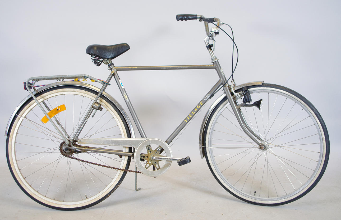 HERRCYKEL, DBS Village.