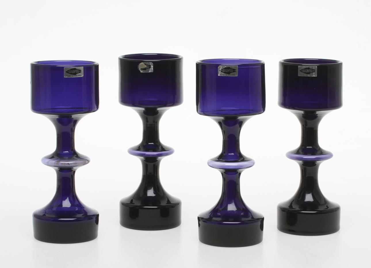 VASER 4 st, glas, sign Kaj Franck Nuutajärvi.