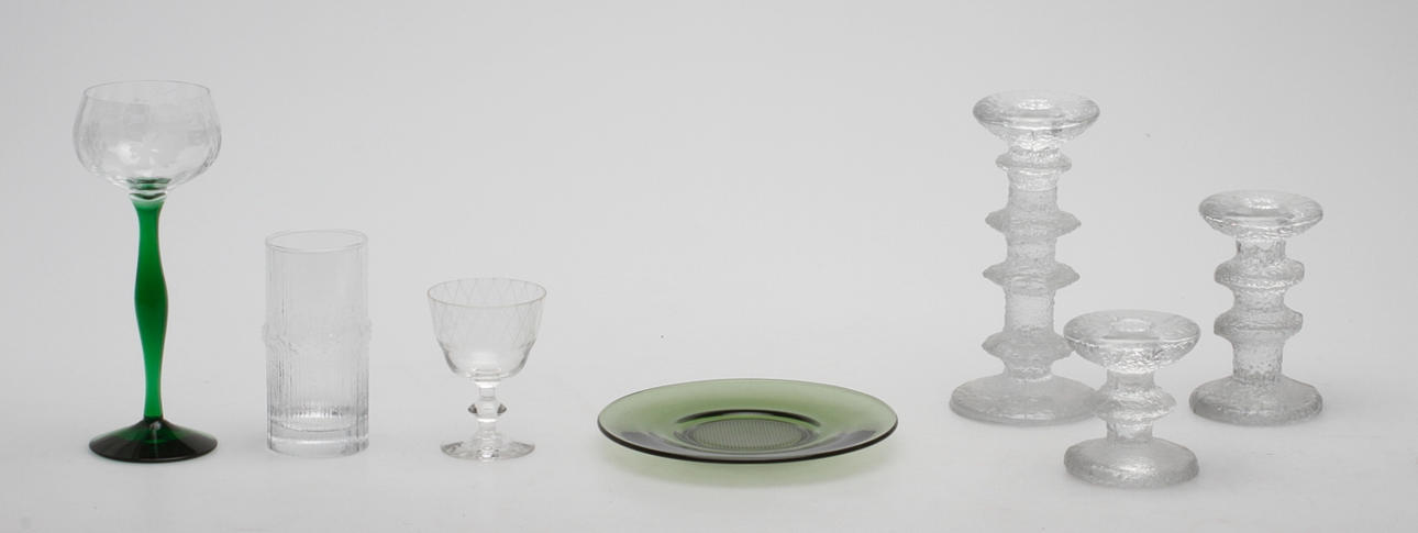 Parti glas 1900-talets mitt.