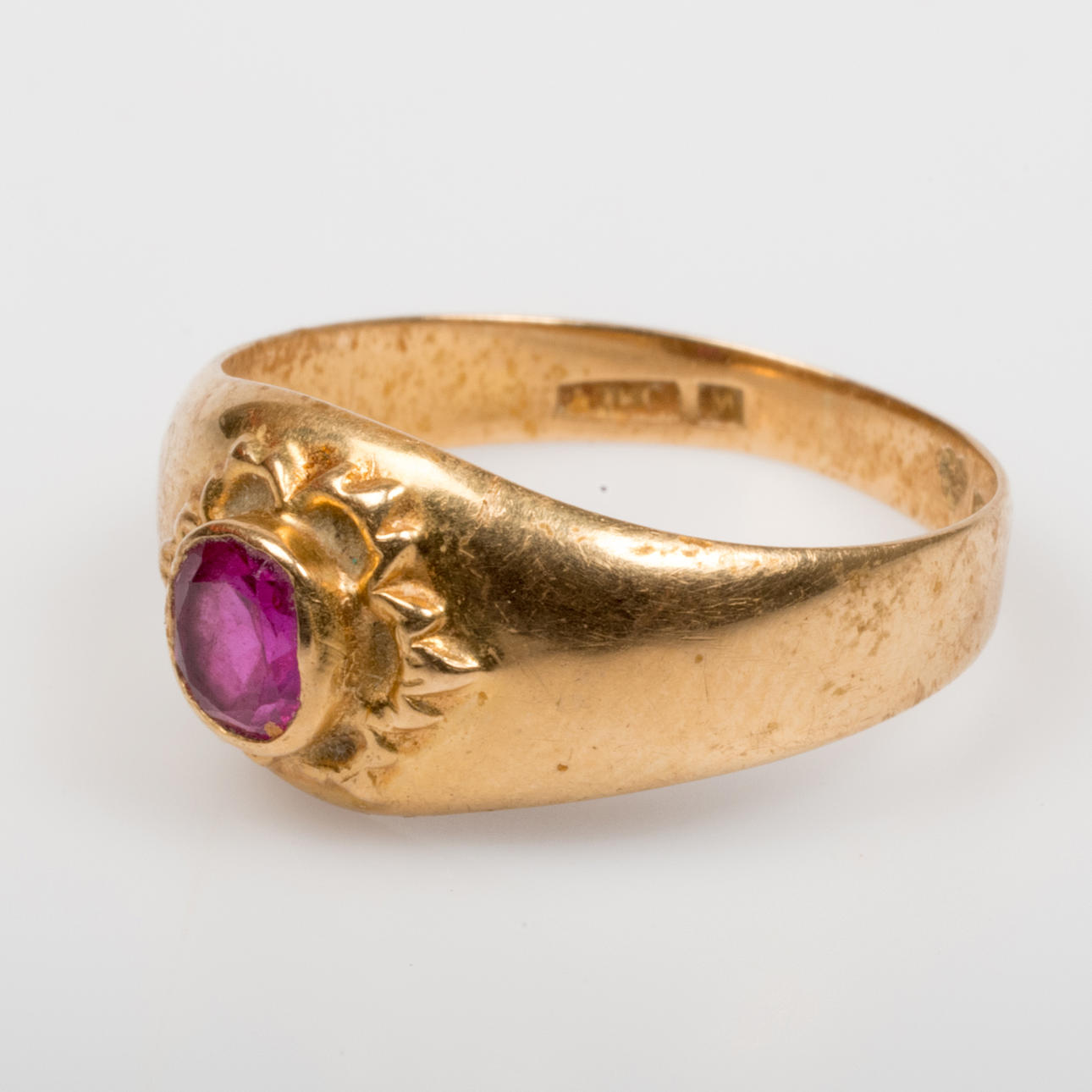 ANILLO, oro 18K con rubí.