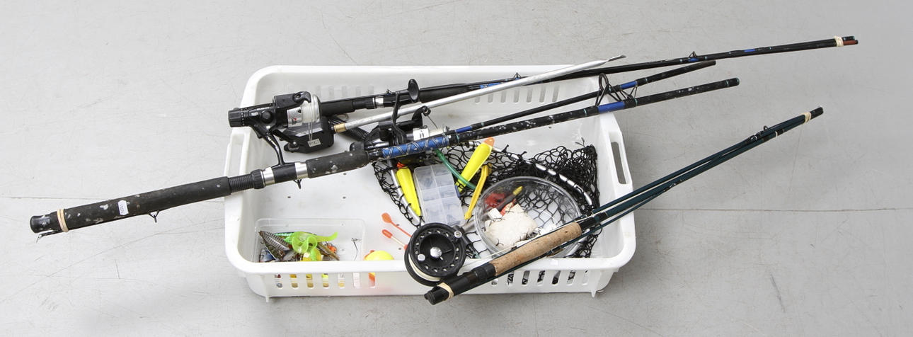 FISKEUTRUSTNING, Abu med mera.