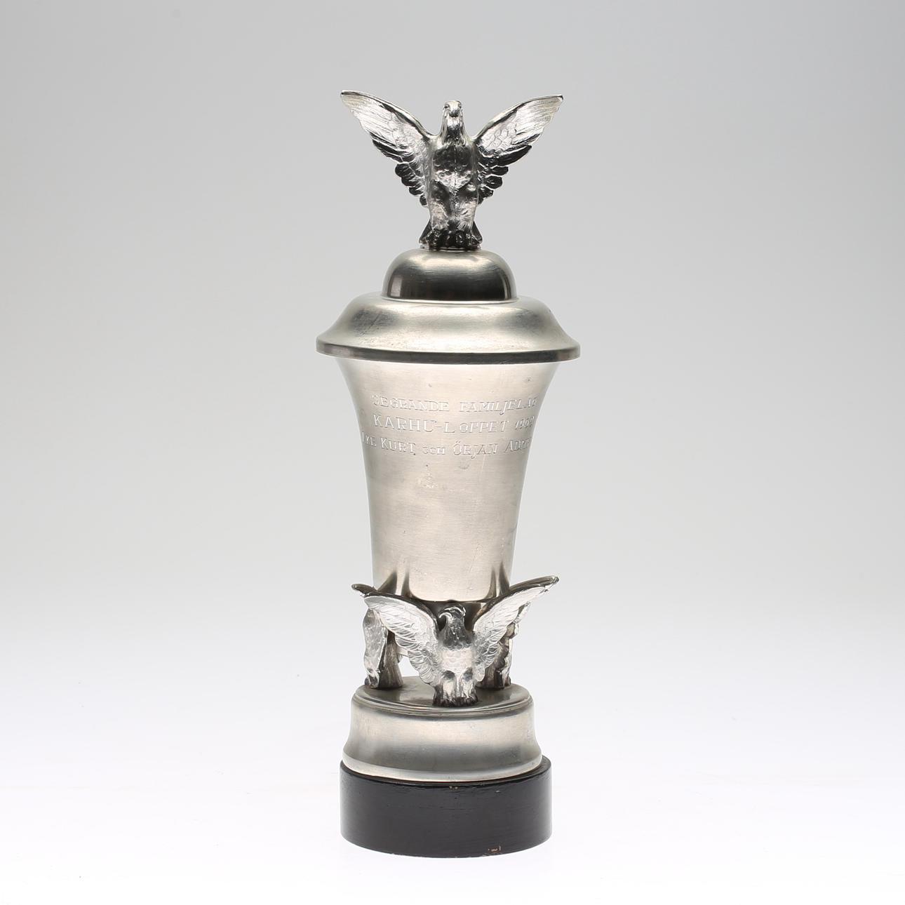 CUP, pewter, 20th century.