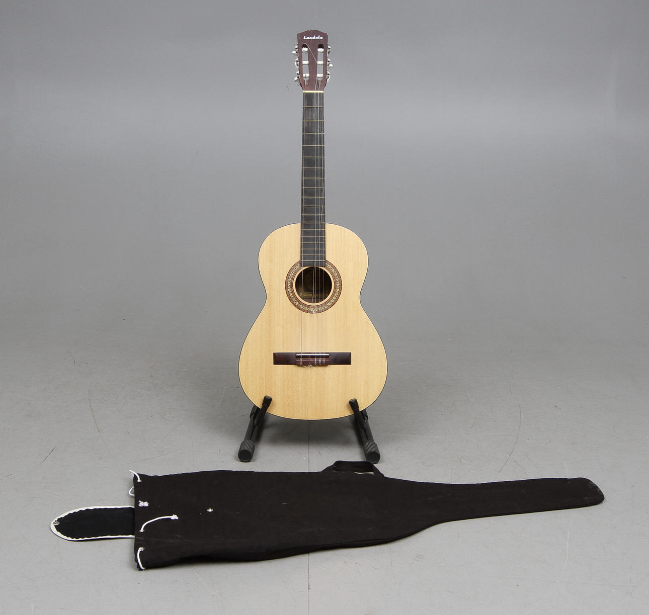 AKUSTISK GITARR, Landola.