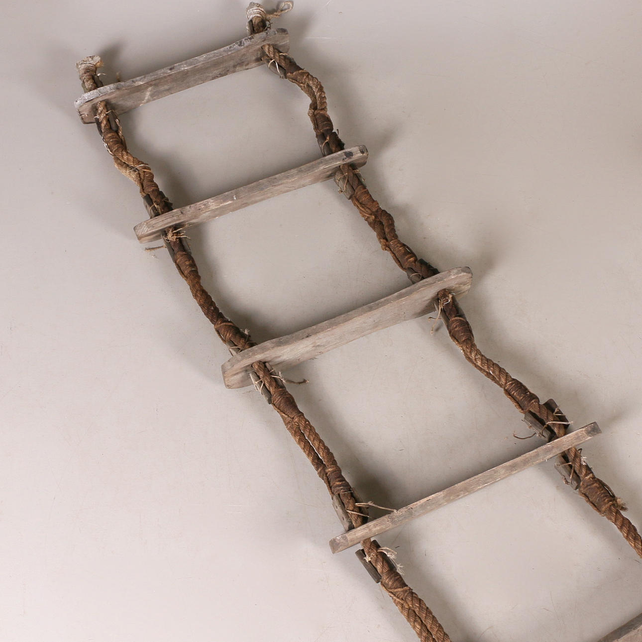 REPSTEGE, rep och trä, 1900-talets första hälft.