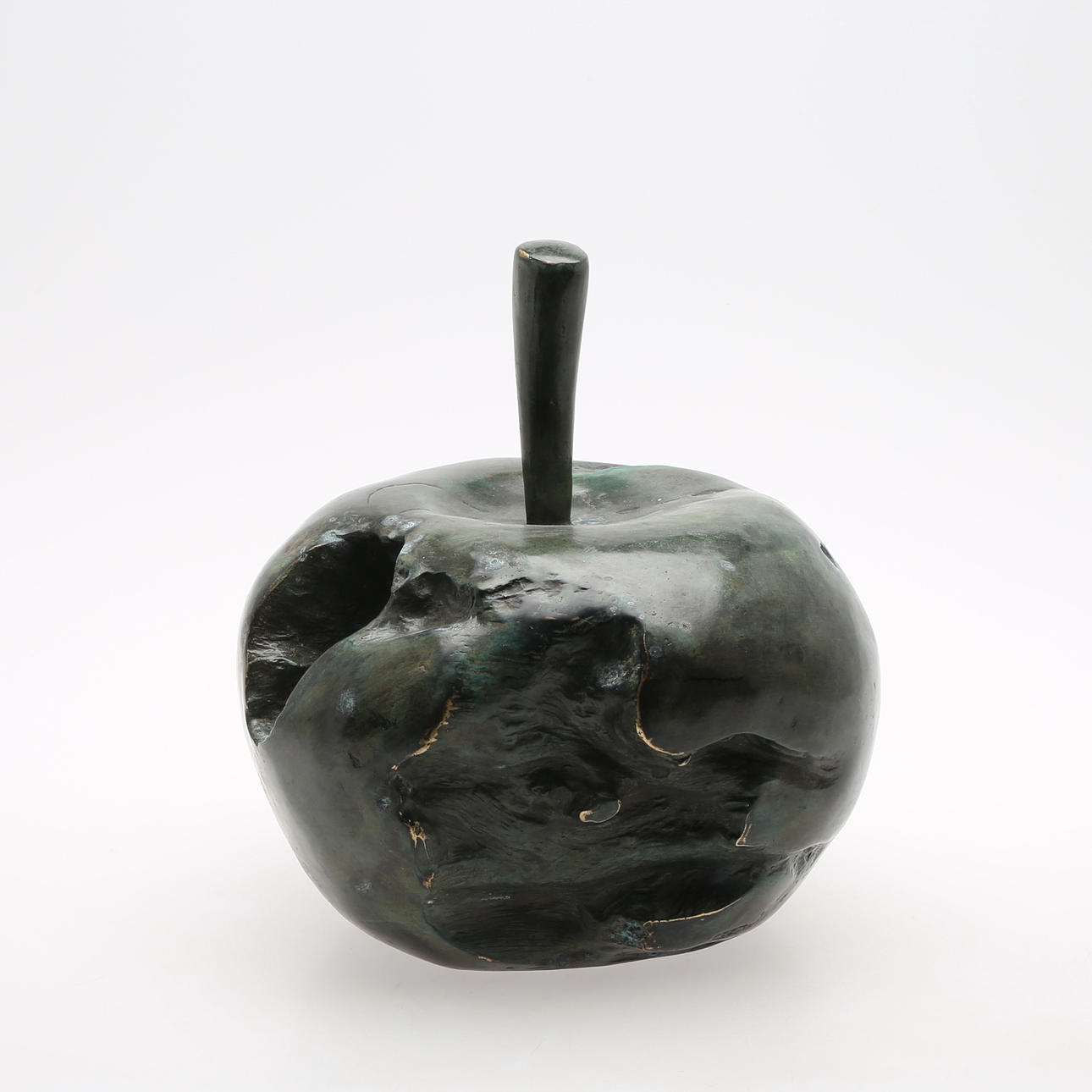 ANDREAS WARGENBRANT, apple, plate marked sculpture.
