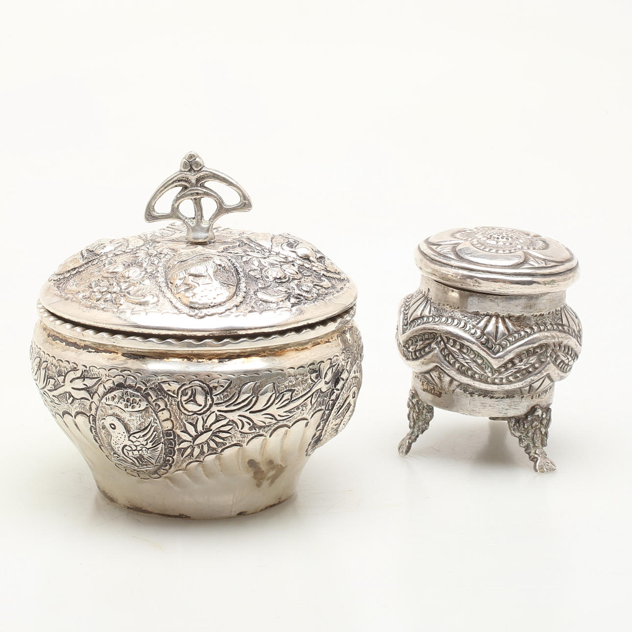 A Collection Silver objects, 284.5 grams.