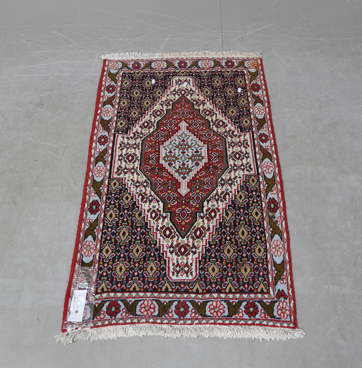 MATTA, Persien, 110x70 cm.