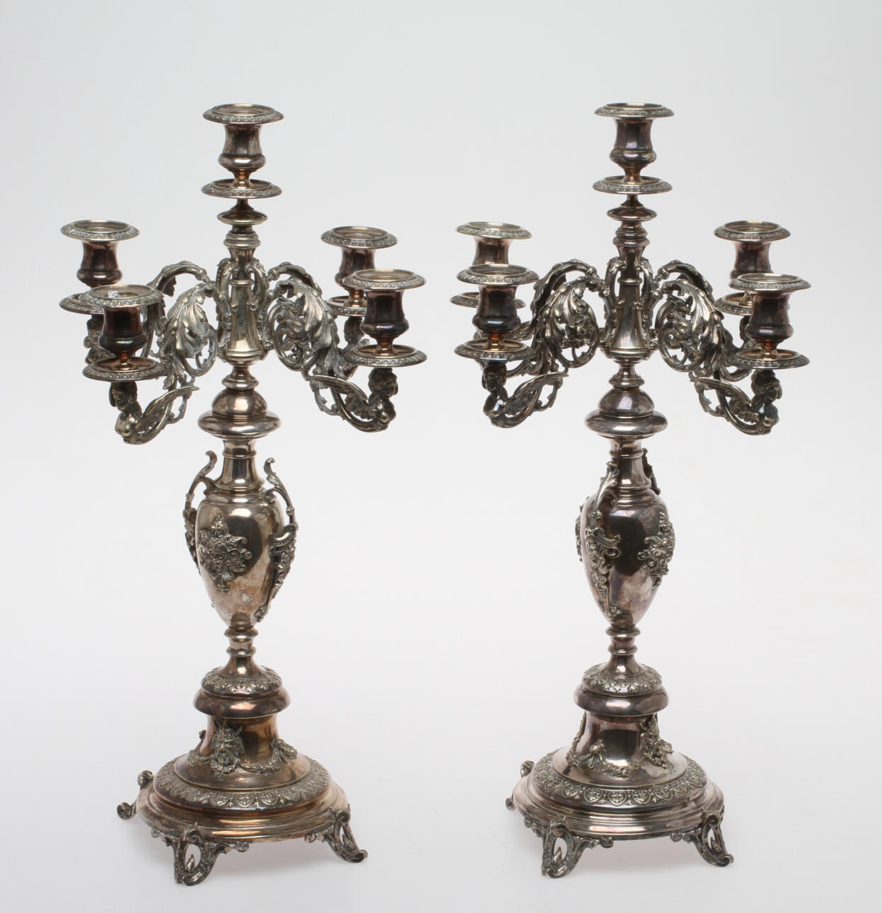 KANDELABRAR, 1 par, för 5 ljus, nysilver, 1800-tal.