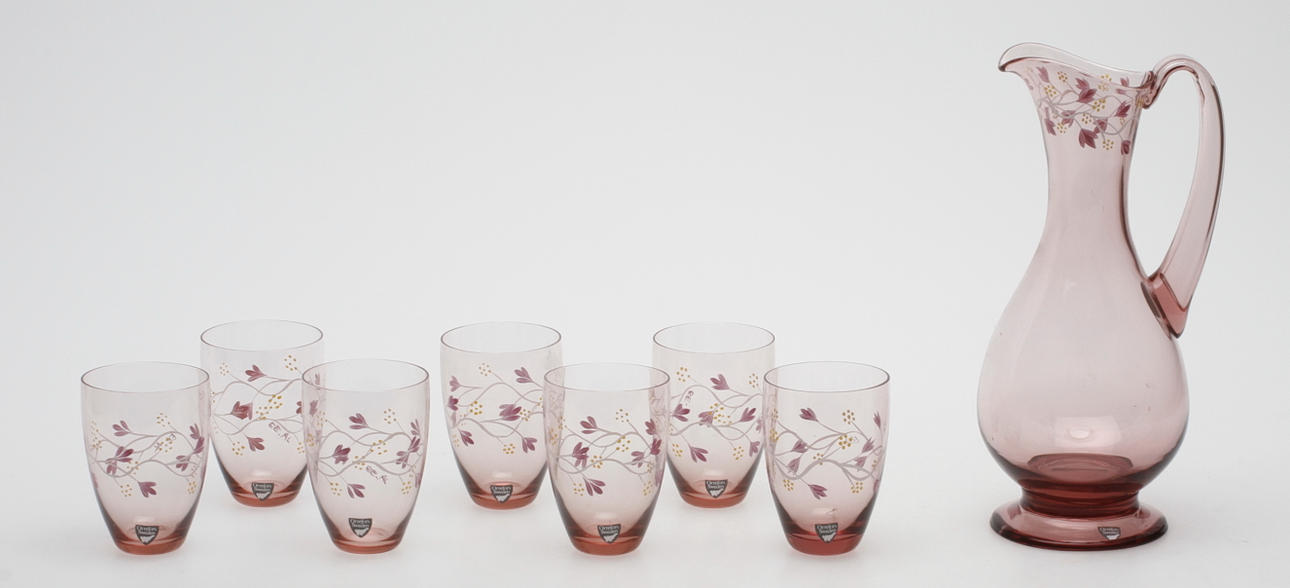 TILLBRINGARE samt GLAS, 8 delar, Orrefors, Eva Englund.