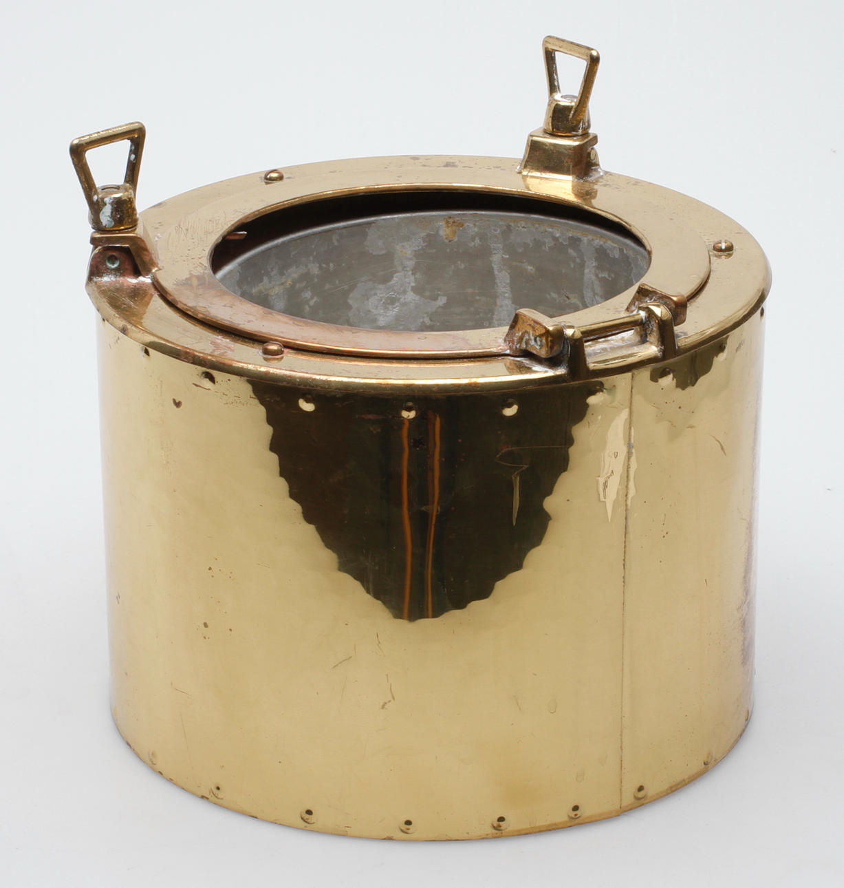 CHAMPAGNEKYLARE, "båtfönster", nautika, 1900-tal.