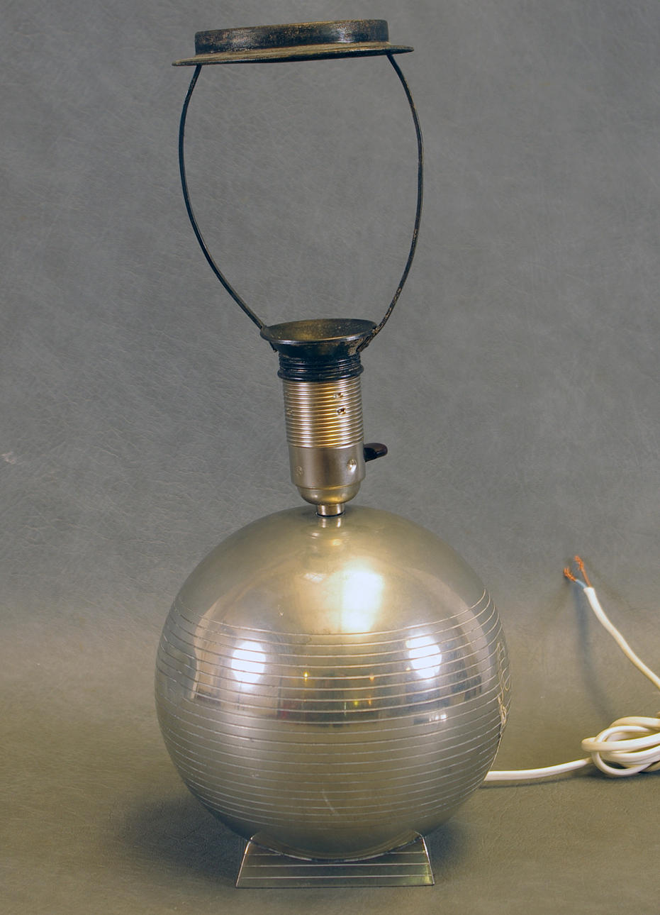 BORDSLAMPA, tenn, funkis, GAB 1936.