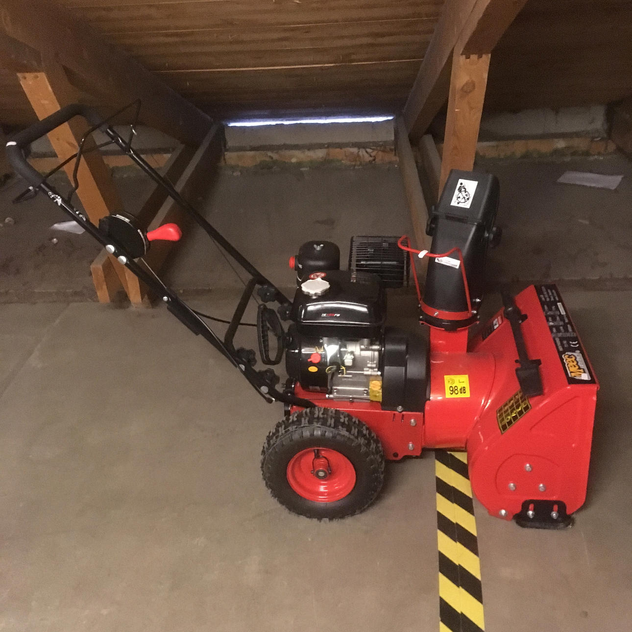 SNØSUSER, Meec værktøj, 168 FB.