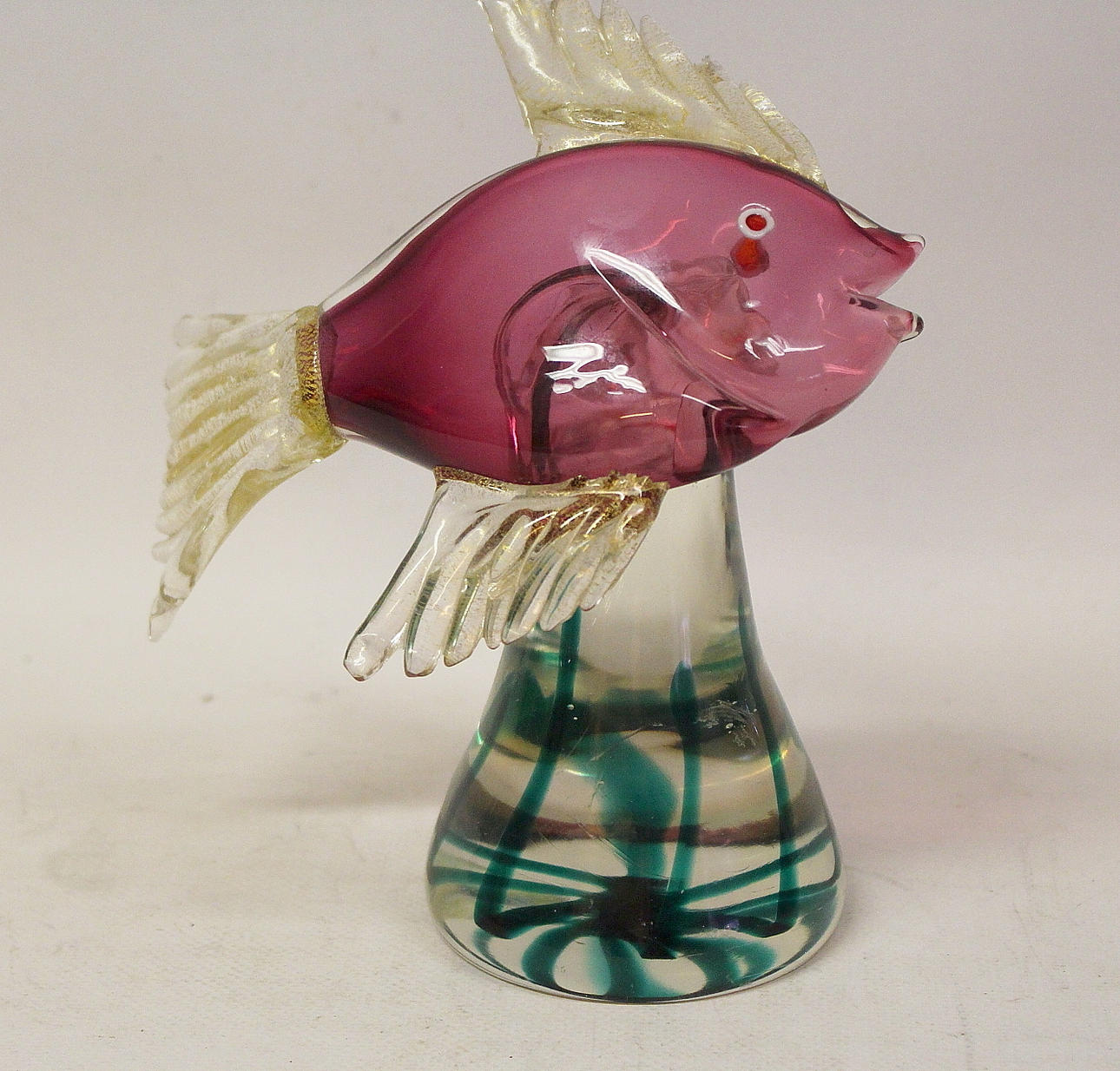 GLASS FISH on GLASS SOCKET, Murano.