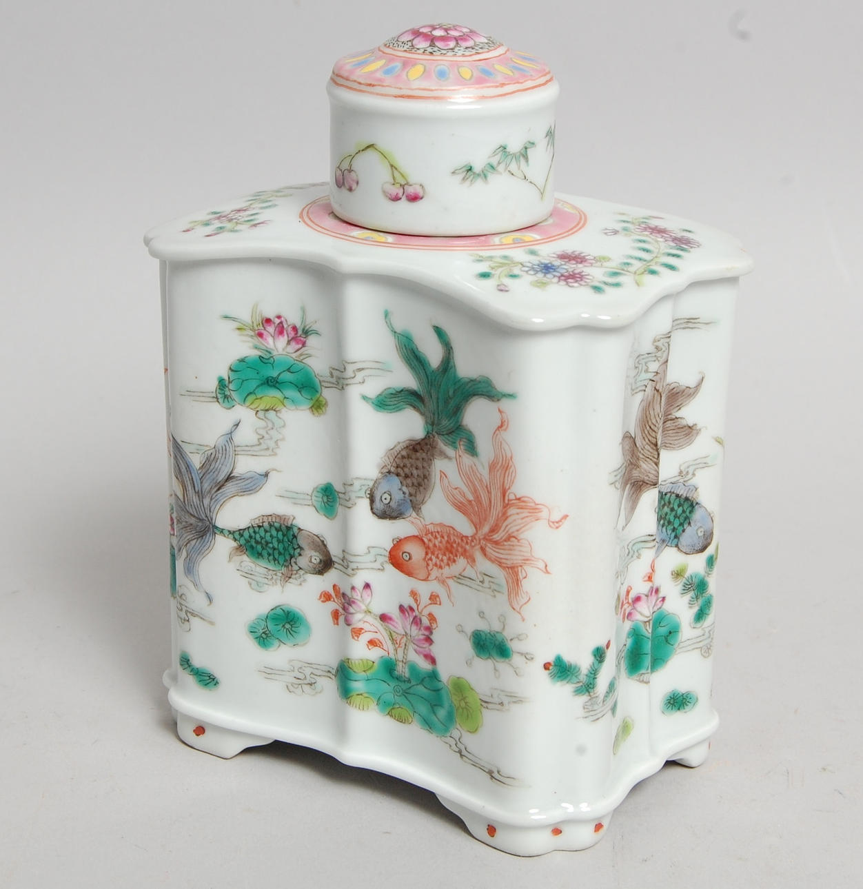 TEDOSA, porslin, kina, 1900-tal.