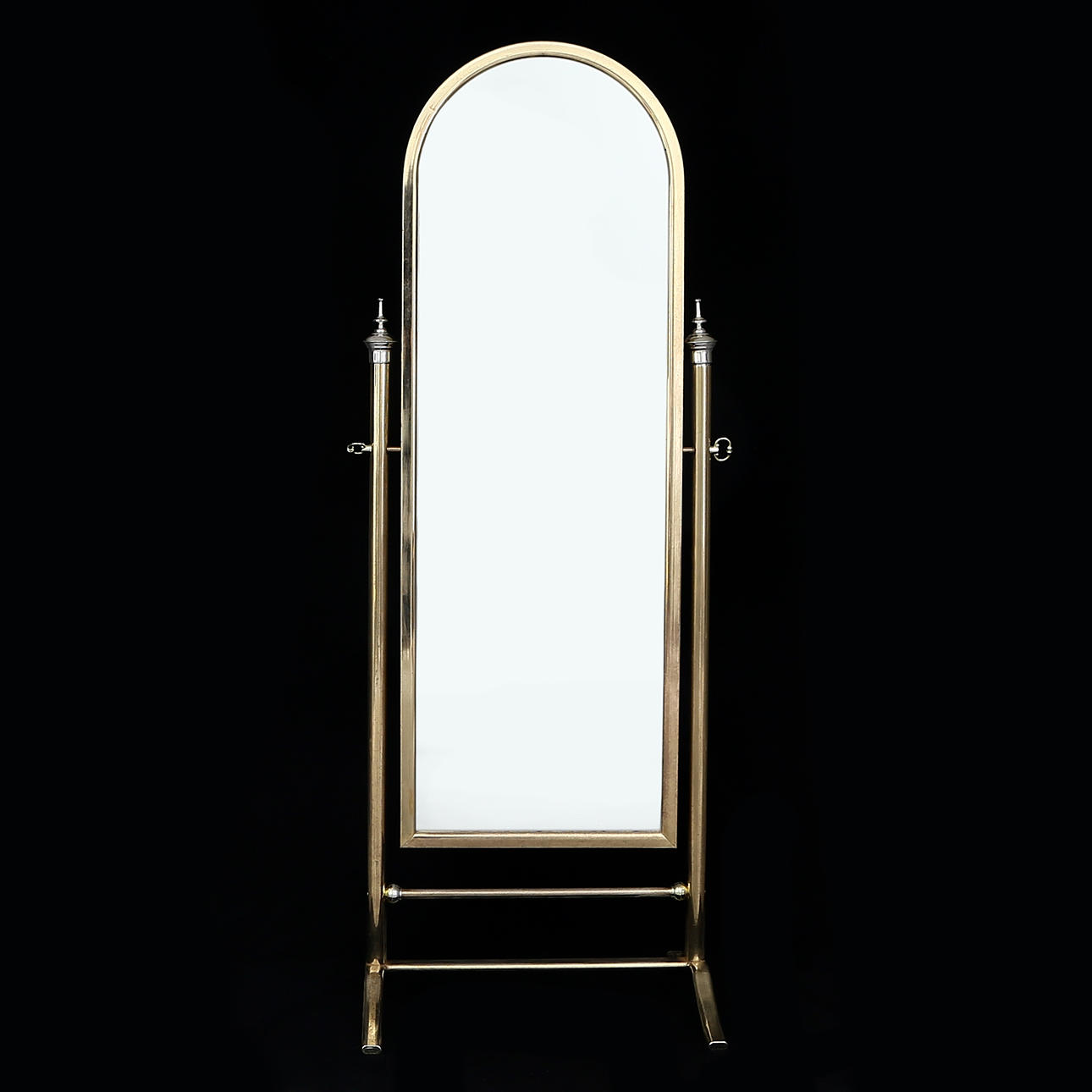 GOLVSPEGEL, 1900-tal.