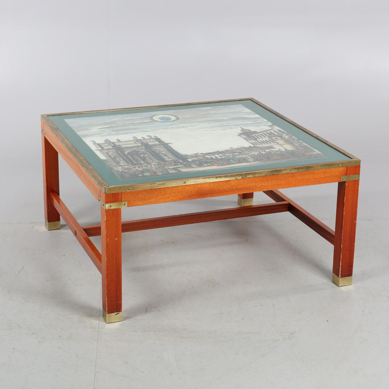 SOFFBORD, Stokholm, modern.