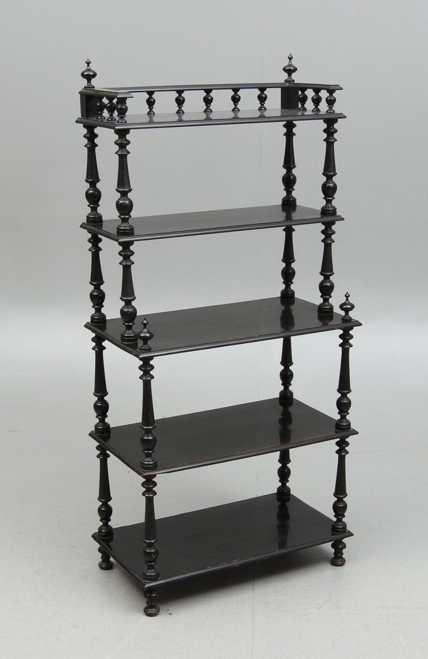 ÉTIENNEHYLLA, 1900-tal.