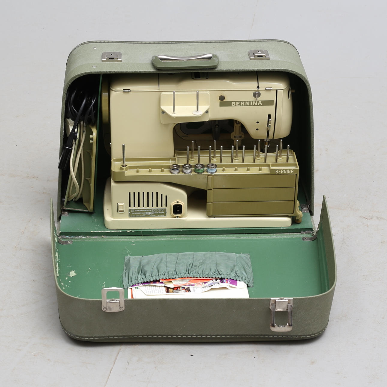 OMPELUKONE, Bernina.