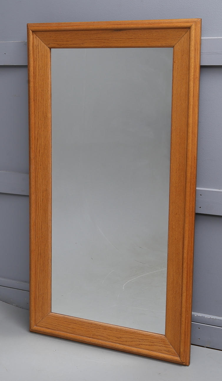 SPEGEL, med ram av ek, 1900-tal.