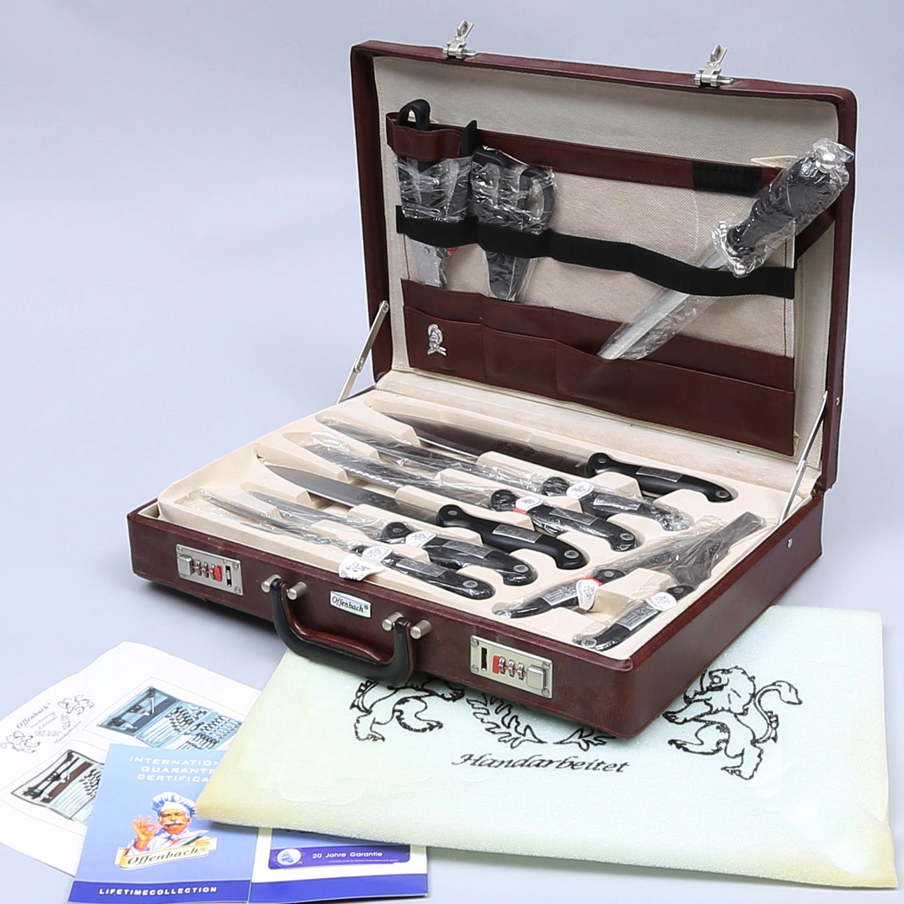 MESSERSET, 24-teilig, Offenbach, Deutschland.