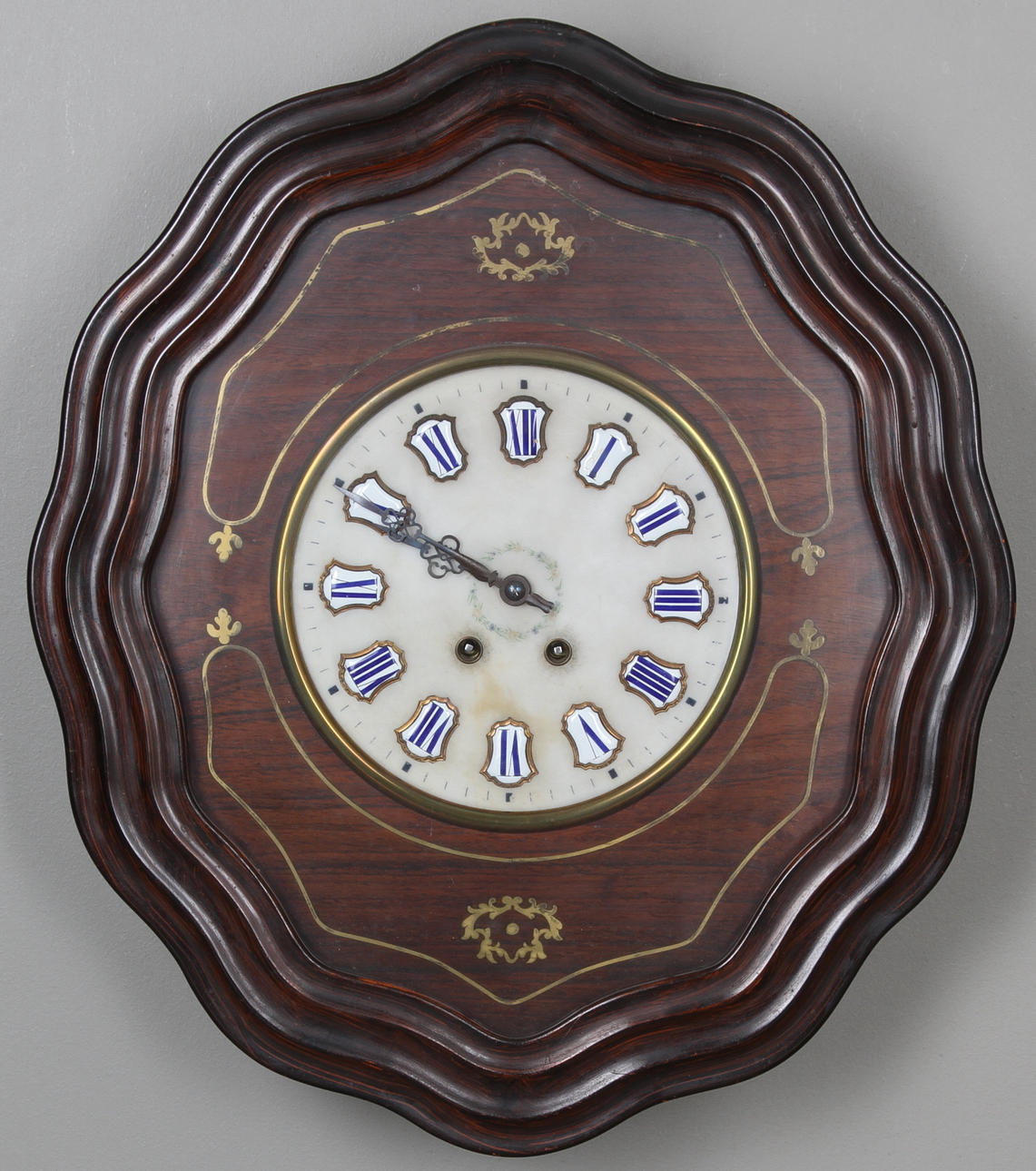 VÄGGUR, sk leijaklocka, sekelskiftet 1900.