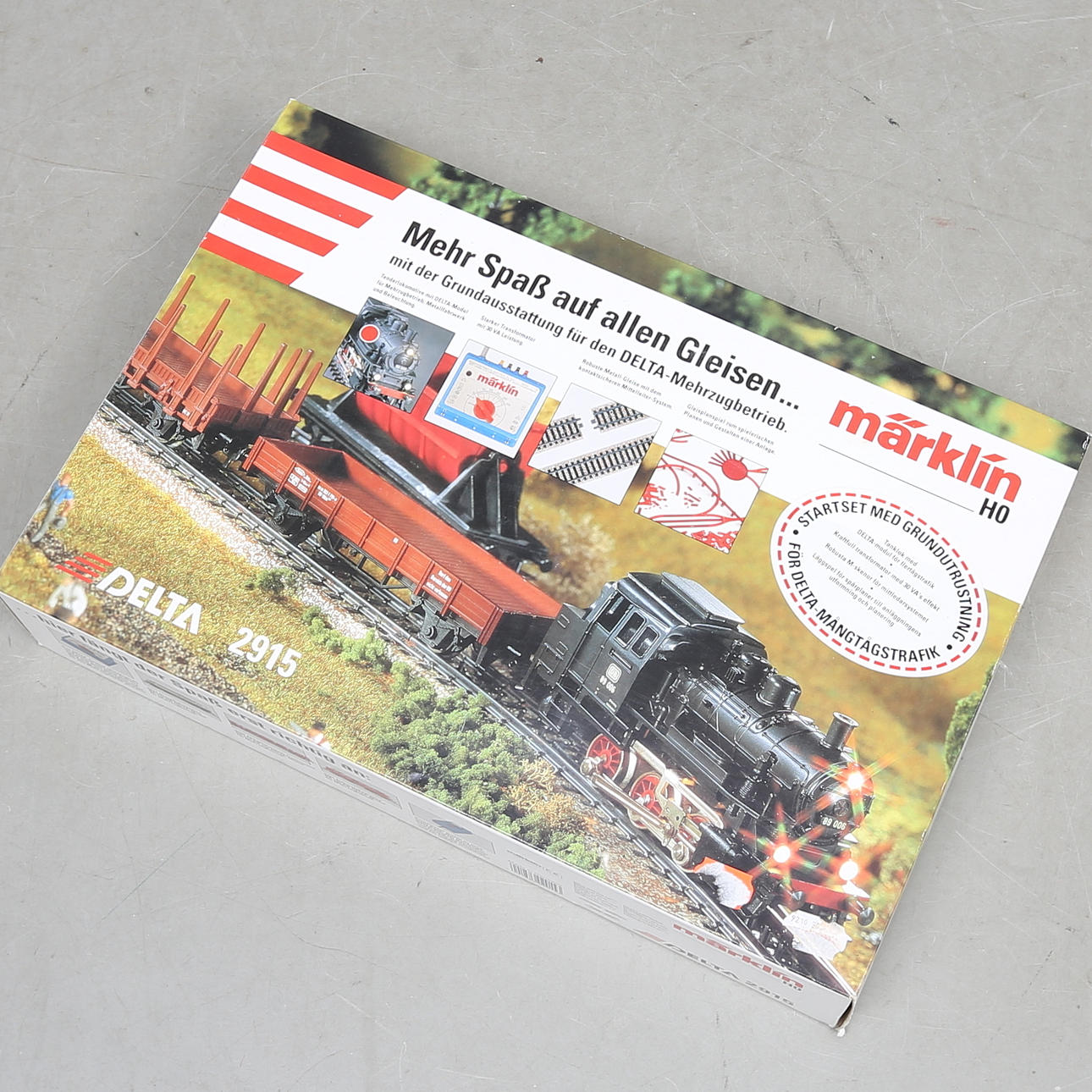 MÄRKLIN model train H0, Delta 2915 in original packaging but with replaced parts, e.g. Locomotive CM 800.