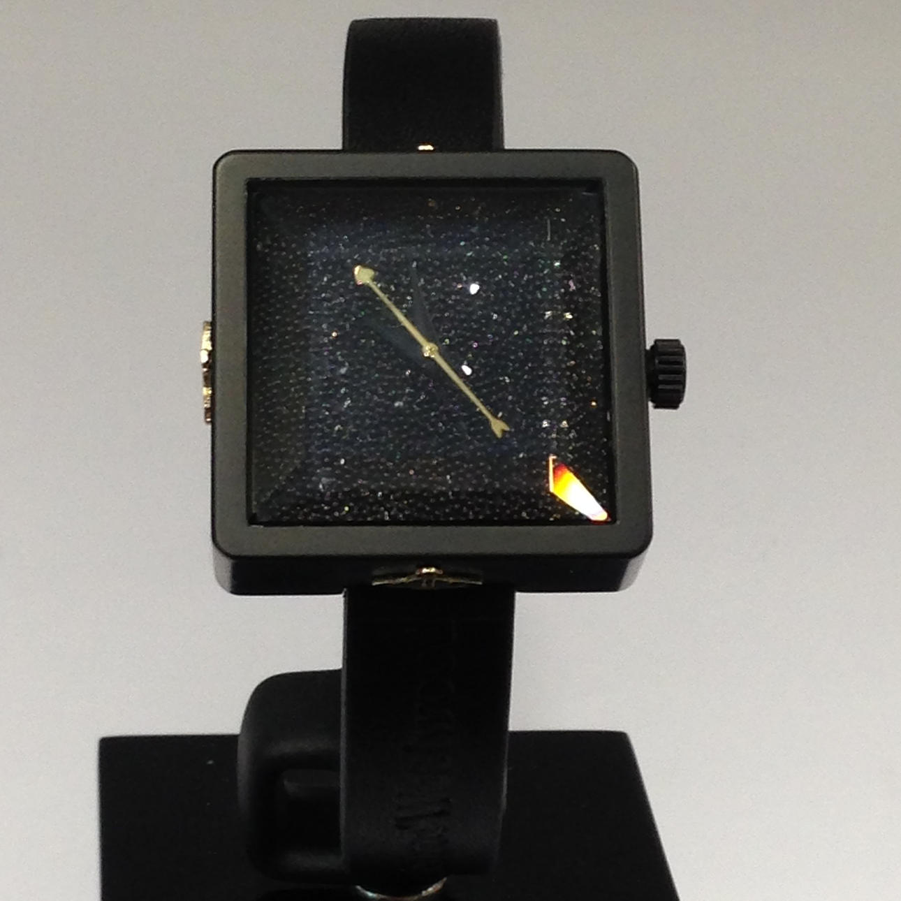 VIVIENNE WESTWOOD WATCH.