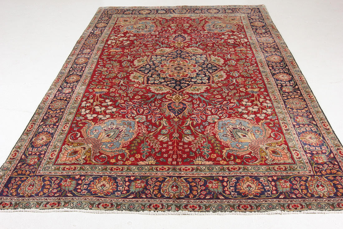 MATTA, Tabriz, 300 x 190 cm.