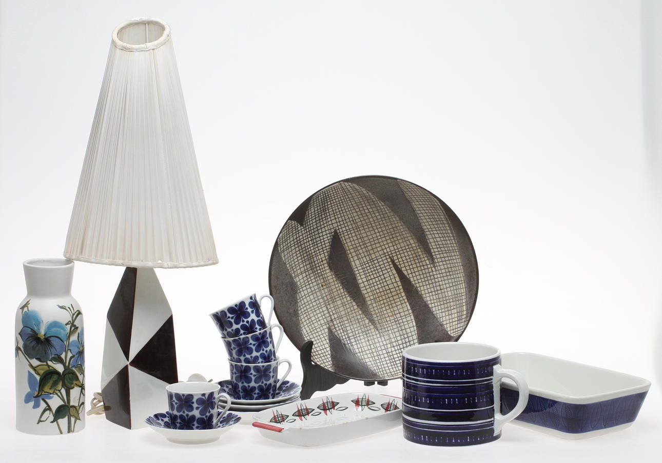 PARTI PORSLIN och KERAMIK, bla Arabia och "Mon Amie", Rörstrand.