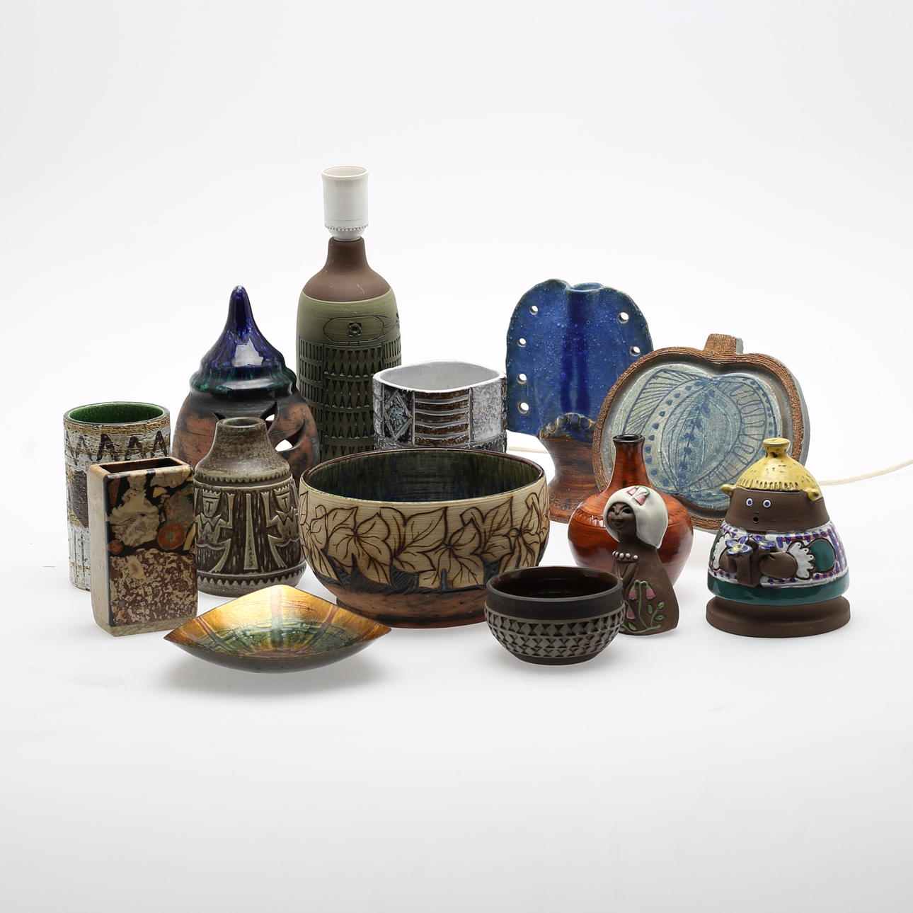 KERAMIKOBJEKTE, 14 Stk., 1960er/70er Jahre.