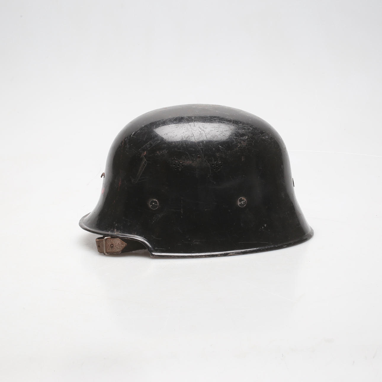 KYPÄRÄ, luultavasti Saksa.