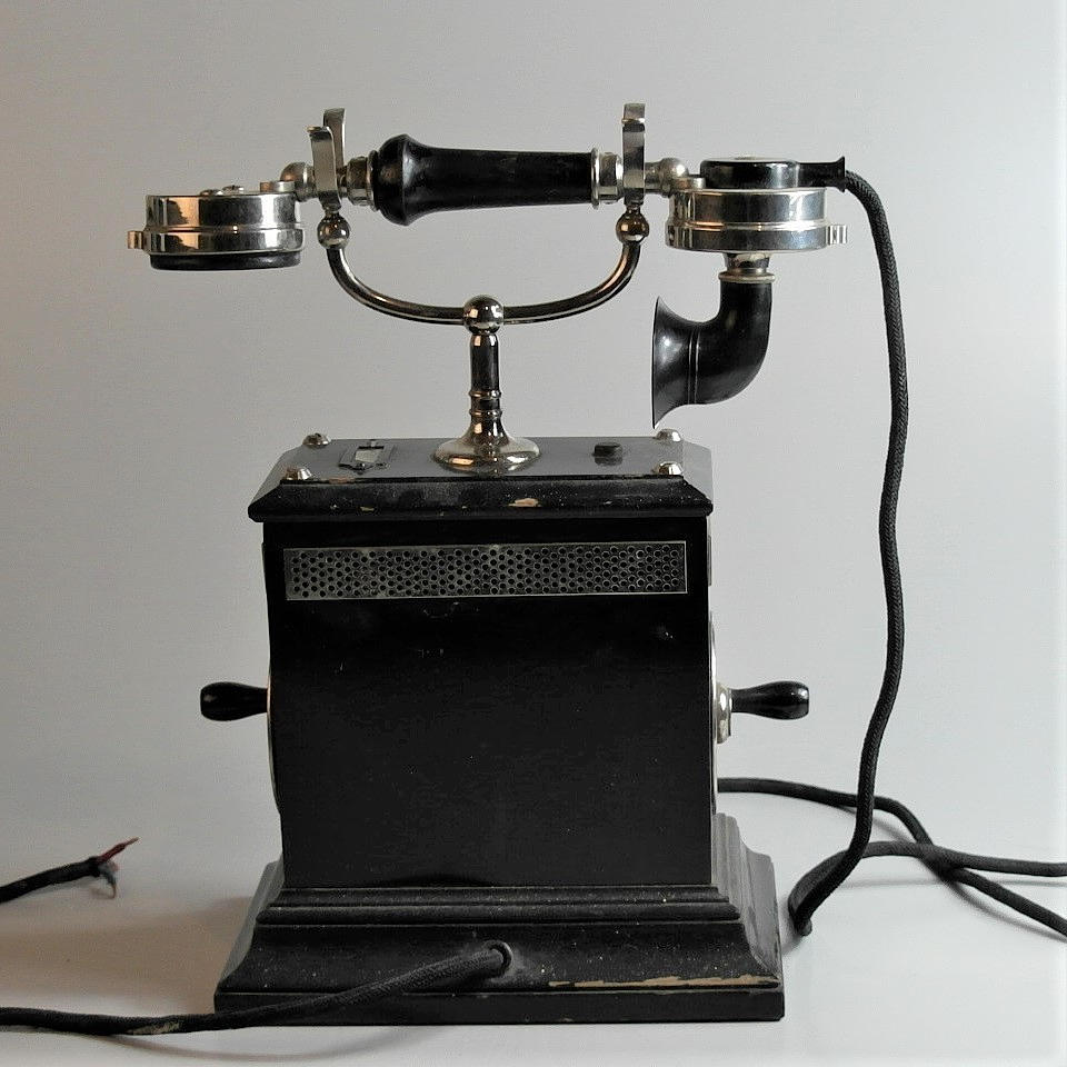 PHONE.