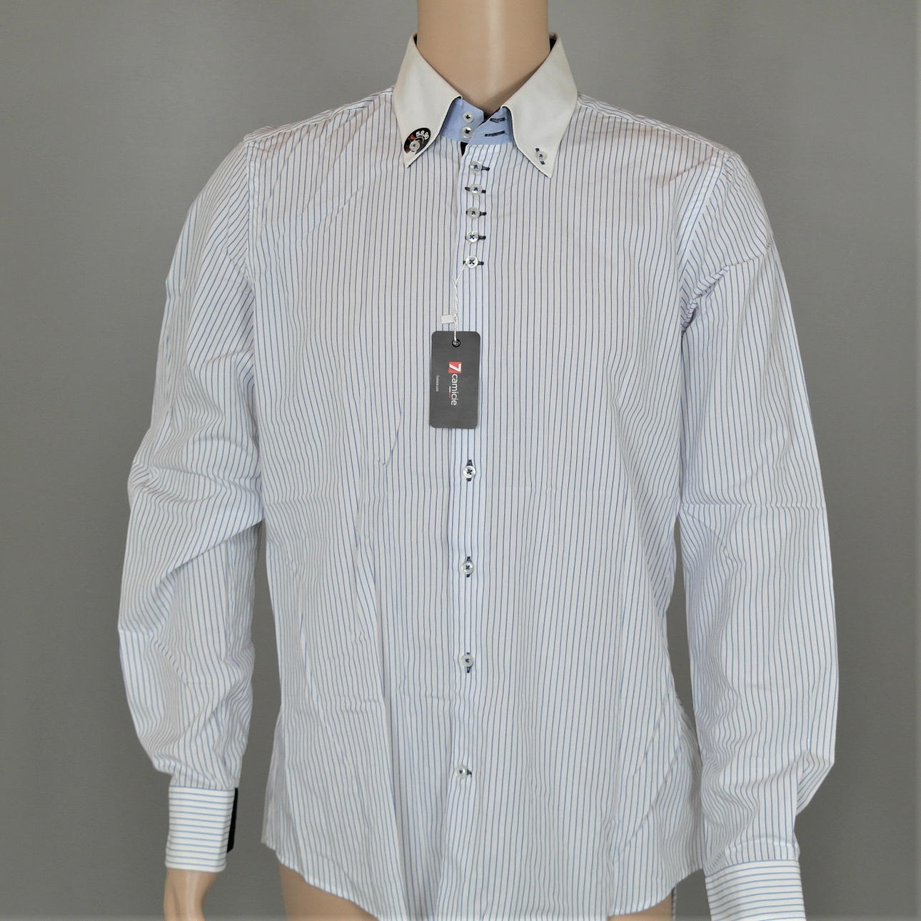 SHIRT. 7 Camicie. Extra large.