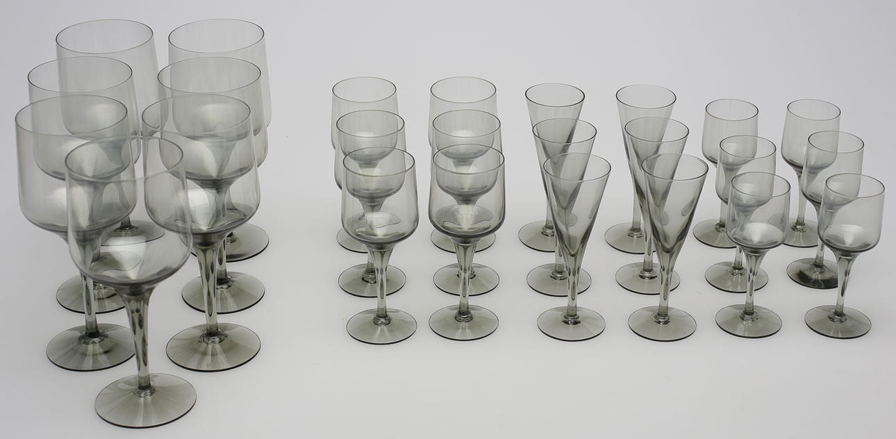 GLASSERVIS DELAR, 28 delar, glas, 1900-talets mitt.