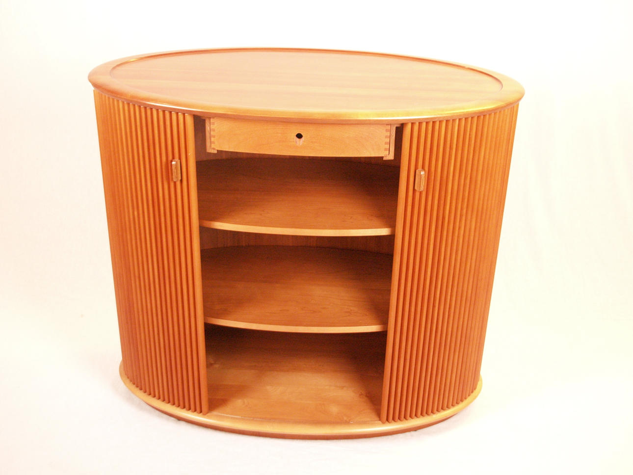 OVAL CABINET.
